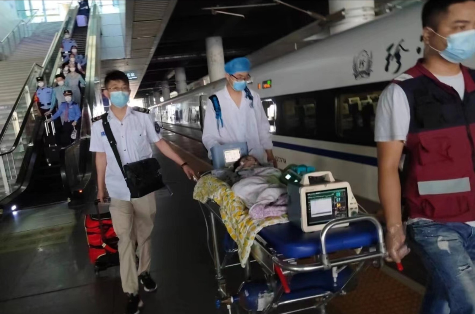 瑞金市高铁转运公司